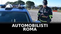 Automobilisti di Roma stressati e attaccati al cellulare