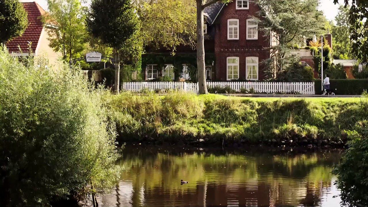 Robbi, Tobbi und das Fliewatüüt | movie | 2016 | Official Trailer