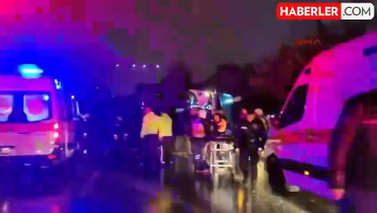 İstanbul'da yolcu otobüsü devrildi: 2 kişi öldü, 15 kişi yaralandı
