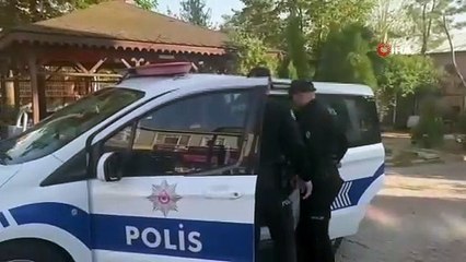 Küçük çocuğu kaldırıp yere fırlattı