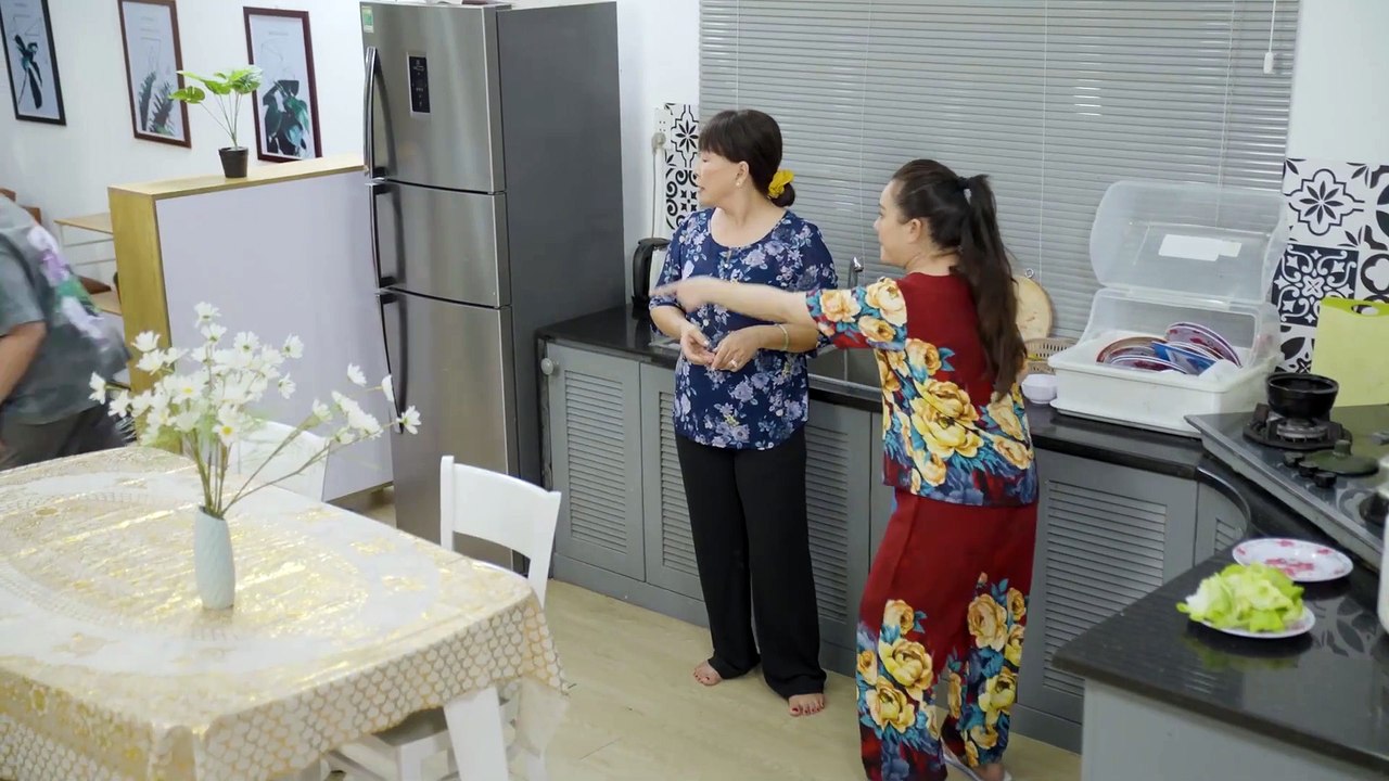 Phát Hiện Phòng Cháu Nội Có  Con Sói ! Bà Nhanh Trí Báo Mẹ Ruột Và Cái Kết   Phim Truyền Hình