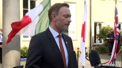 Germania nel caos verso il voto anticipato, Scholz licenzia Lindner
