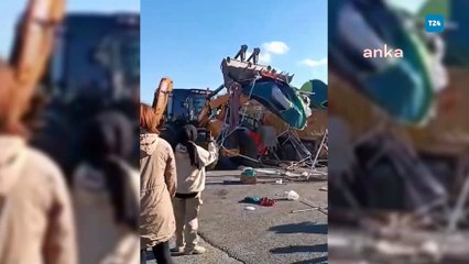 Gebze Hayvan Barınağı önünde nöbet tutan hayvanserlerin barınakları yıkıldı, 5 kişi gözaltına alındı
