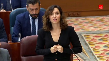Ayuso a Más Madrid: "¿Me ha preguntado por el clima o por el clímax? Si de algo sabe su partido es de calentamiento"