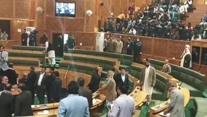 Jammu & Kashmir: 'जय श्री राम' के नारों से गूंजी जम्मू कश्मीर विधानसभा, धारा 370 को लेकर हुआ बवाल