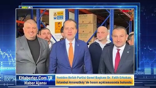 Yeniden Refah Partisi Genel Başkanı Dr. Fatih Erbakan, İstanbul Arnavutköy'de basın açıklamasında bulundu.