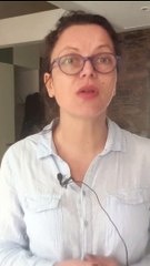 Avez-vous une télé dans votre chambre à coucher ?