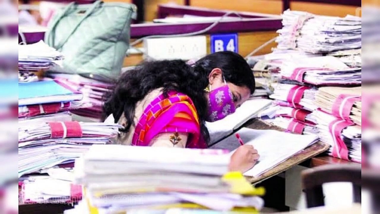 सरकारी कर्मचारियों को मिली गुड न्यूज, पेंशन से जुड़े नए नियम जारी, Pension Form जमा करना अब आसान
