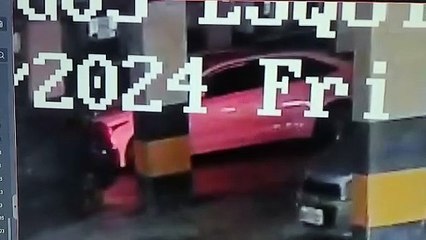 Câmera flagra advogado após furtar arma de PM