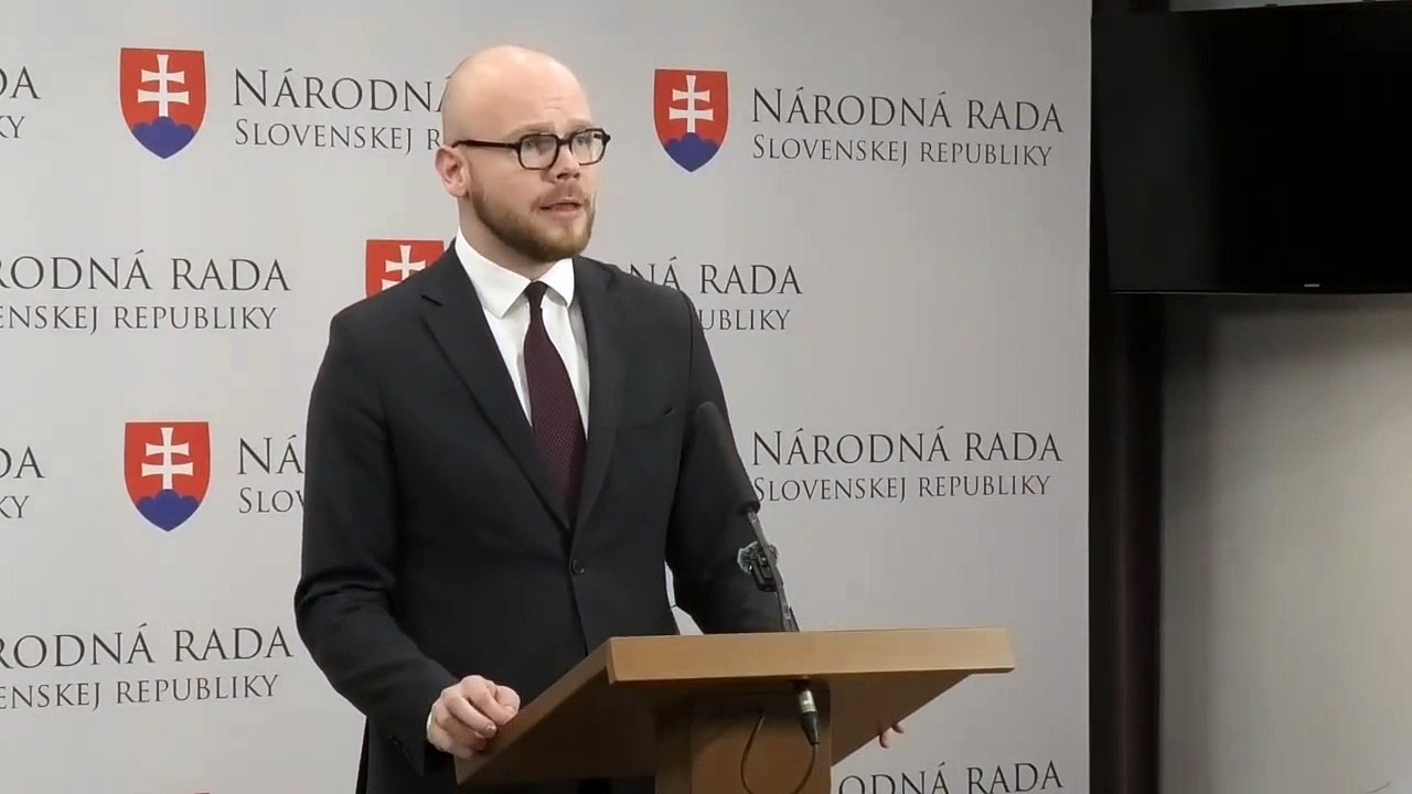 ZÁZNAM: PS: Zdravotníctvo sa musí okamžite stať premiérskou témou, hrozí kolaps
