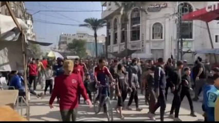 A Gaza in piazza contro costo della vita: 20 euro un chilo di zucchero