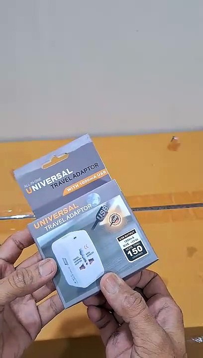 Universal Adapter Worldwide Travel Adapter with Built in Dual USB Charger Ports Worldwide Adaptor