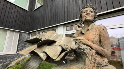 Monumental Welsh Women: Elaine Morgan OBE