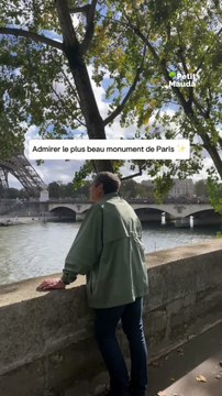 Quand la magie de Paris opère ✨ Un monsieur face à la grandeur de la Tour Eiffel, admirant ce symbole éternel de la Ville Lumière 🌆❤️ 🎁 Tous nos bons plans à retrouver en bio ! ❤️‍🔥 👉🏻 Abonne-toi au Petit Mauda pour plus d'inspiration ! 🌳 ©️ Cr