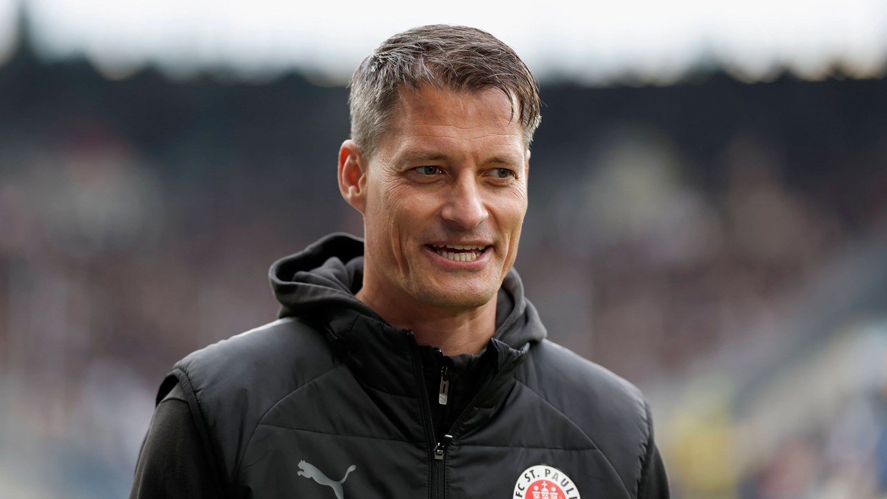 'Selbst du setzt nicht auf uns': Blessin scherzt mit Reporter über Außenseiterrolle