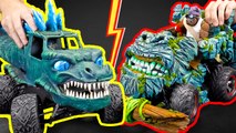 Godzilla vs. King Kong Car Clash! 🚗🔥 Custom Vehicle Battle of the Giants! 🦖🦍