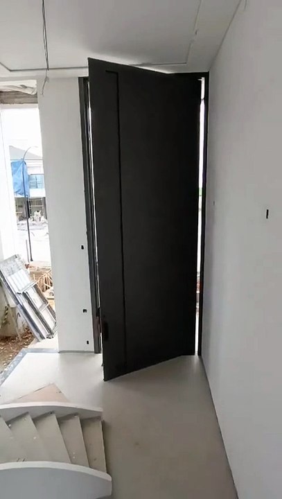 Composite aluminum door concept