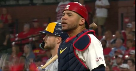 Willson Contreras pasará a jugar la inicial por tiempo completo