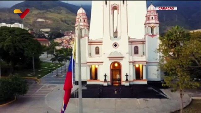 Delegación de Rusia rinde homenaje con ofrenda floral al padre de la patria, Simón Bolívar