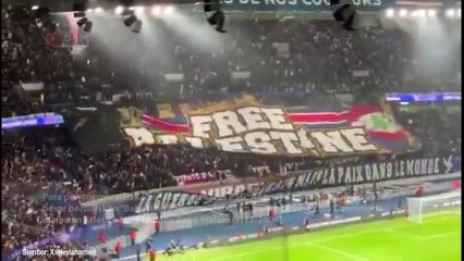 Suporter PSG dan Galatasaray Bentangkan Spanduk 'Free Palestine'