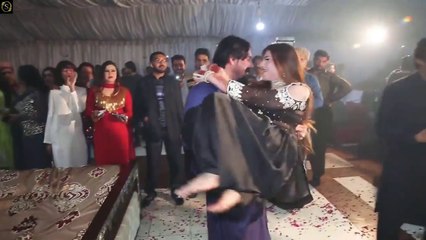 Aishah's Night of Passion: Hot and Stunning Bollywood Mujra 2024 🔥