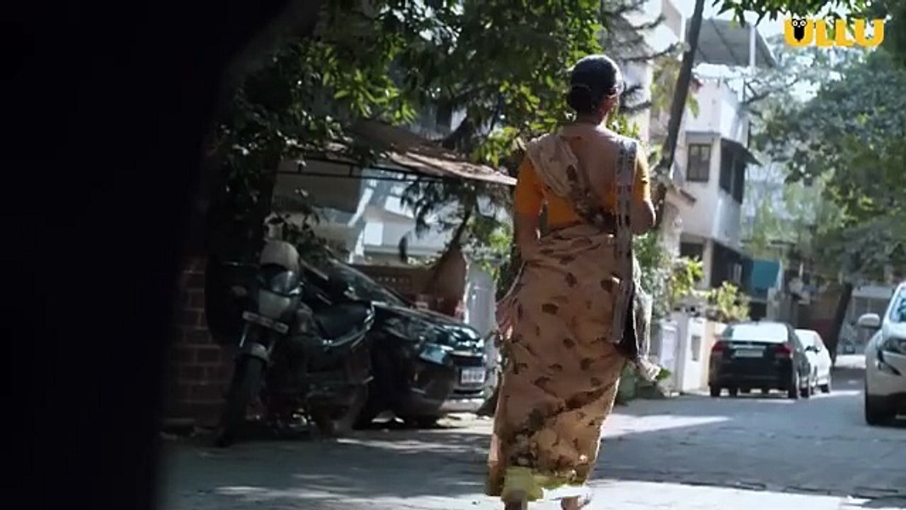 Naukrani Ne Ki Malik Ki Malish  Jalebi Bai  Part - 01  Ullu Originals