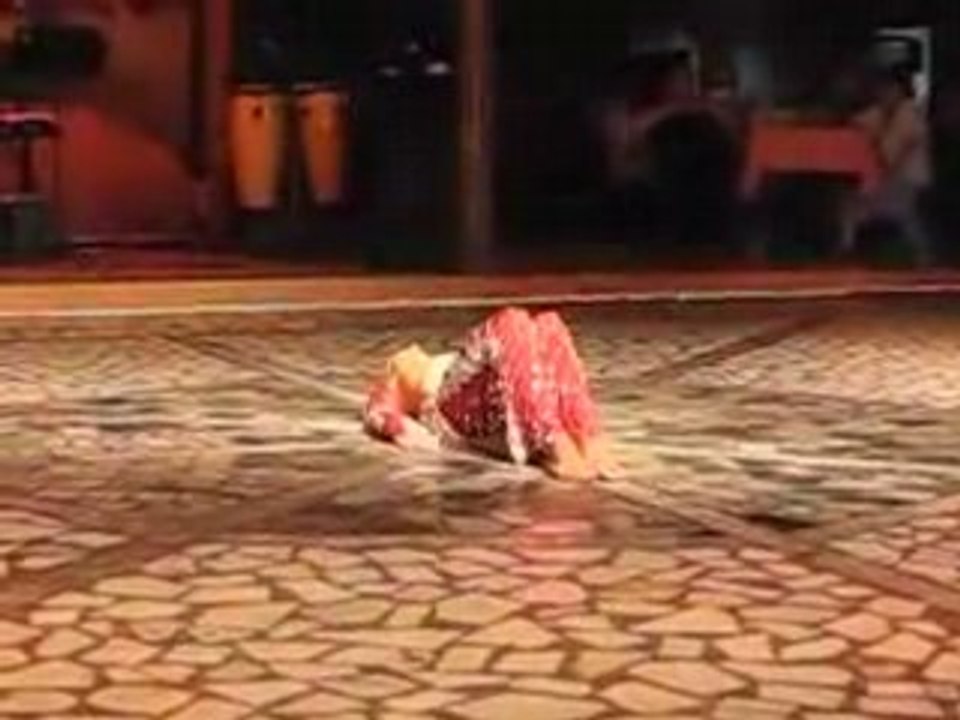 bellydance male