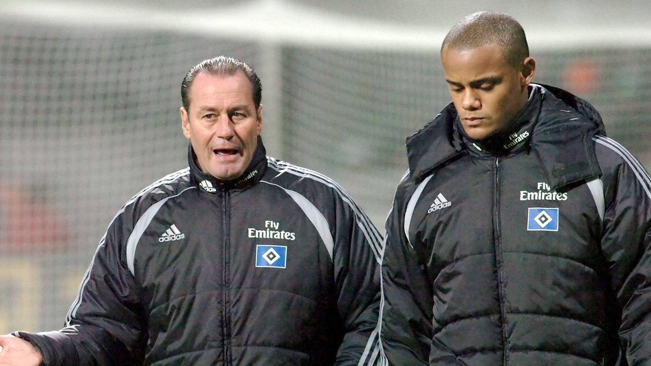 Kompany erinnert sich grinsend: 'Harte Schule unter Stevens und Doll'