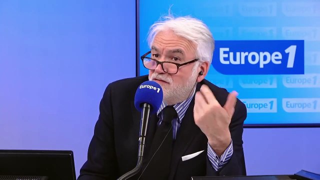 Pascal Praud et vous - Pas de sanctions après le tifo propalestinien des supporters du PSG : «Une autorisation donnée à la provocation partout en France», déplore le Crif