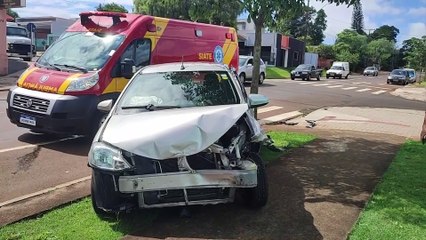Carros se envolvem em acidente no Periolo e Corpo de Bombeiros é acionado