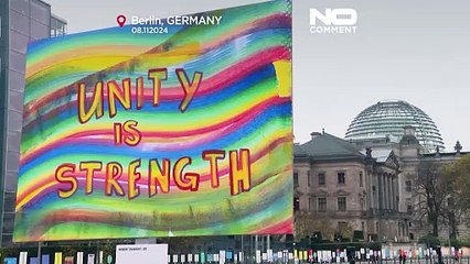 No Comment : 35 ans après la chute du mur, Berlin rend hommage à la liberté