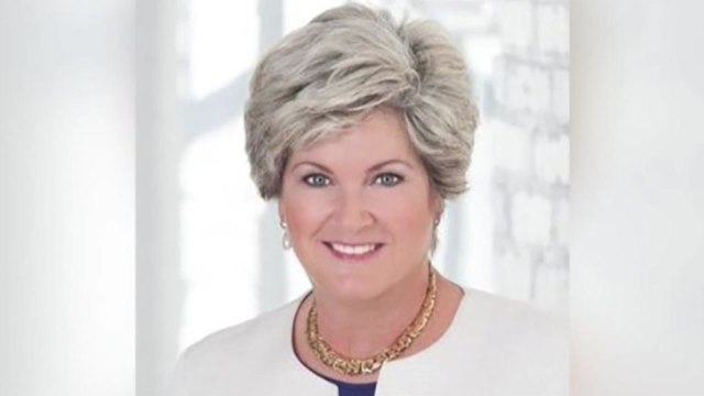 트럼프, 백악관 비서실장에 와일스 지명...첫 여성 비서실장 / YTN