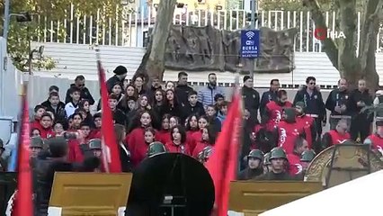 09.05’te Bursa’da hayat durdu