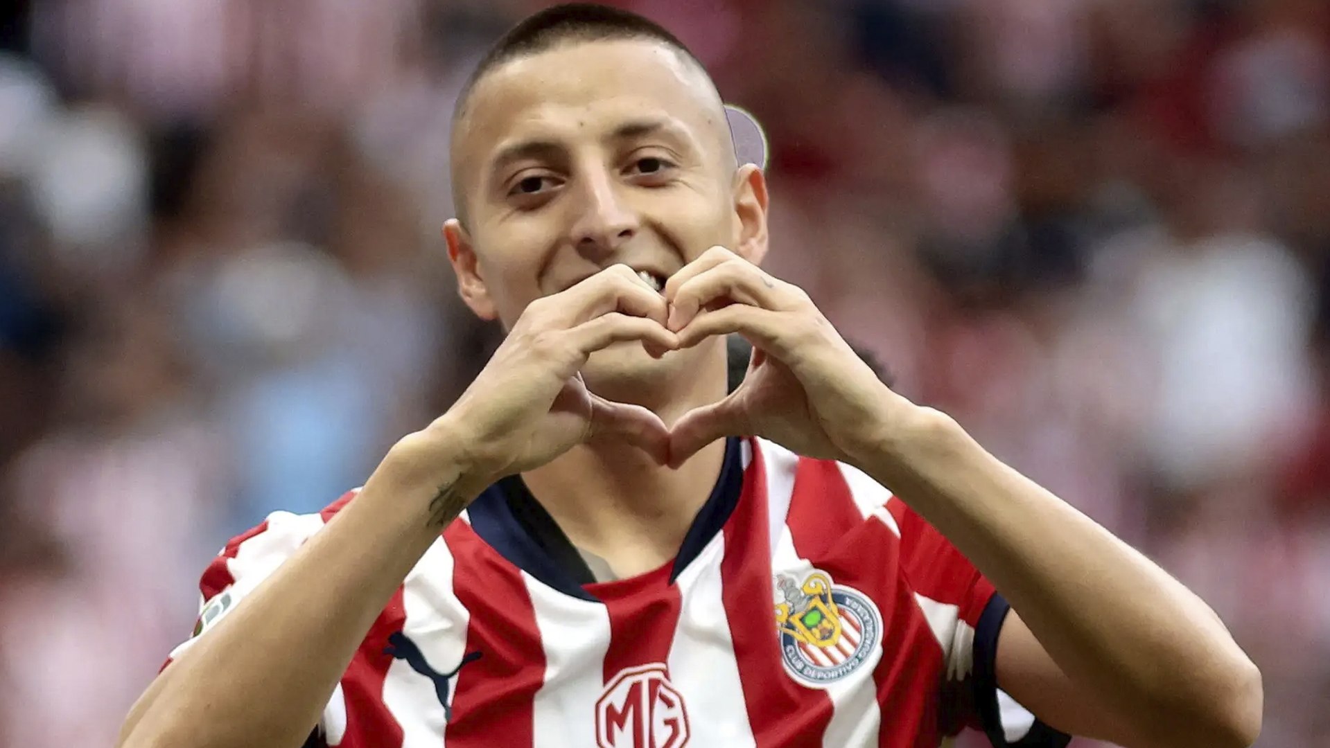 'Piojo' Alvarado tiene clara su meta con Chivas: ''Me visualizo siendo campen''