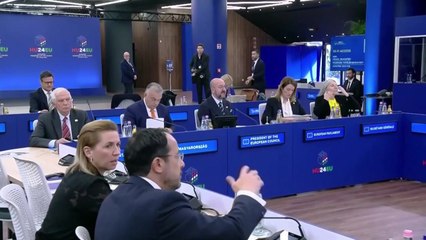 헝가리 총리 "미국, 우크라 전쟁에서 빠질 것...유럽 홀로 지원할 수 없어" / YTN