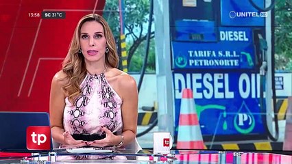 Productor lanzó maíz en puertas de YPFB como protesta por la falta de diésel