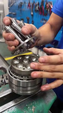 #Engineering machinery maintenance #Hydraulic maintenance #Crane maintenance #Engine maintenance #Mechanical maintenance