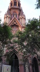 A Church in Santiago, Chile ⛪🇨🇱