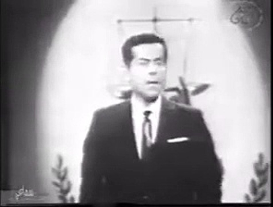 موسيقارنا الازمان  فريد الاطرش في رائعة شعبنا يوم الفداء ...