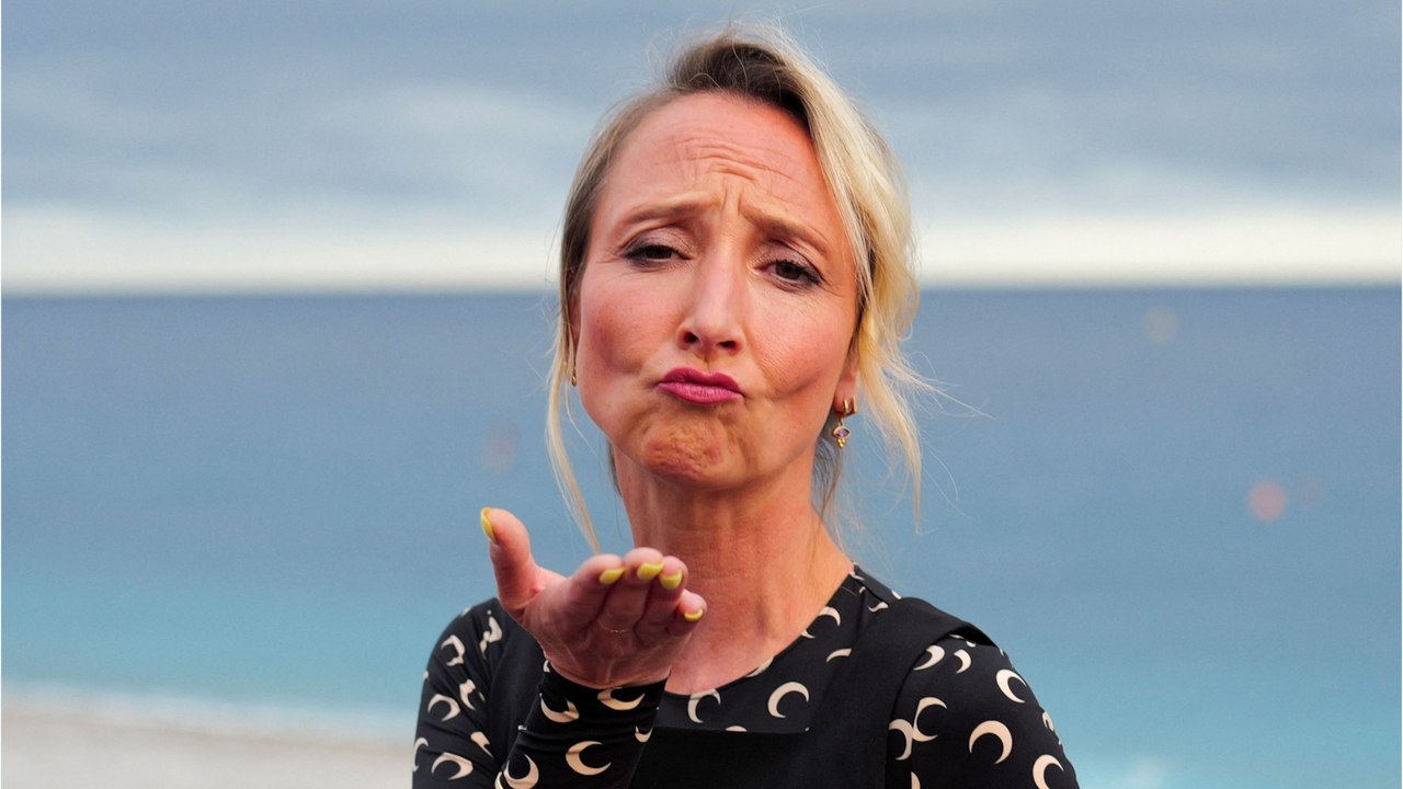 GALA VIDEO - L'actu News de stars Audrey Lamy, ce compliment de sa sœur qui la touche en plein cœur : “À ses copines, Alexandra dit…”