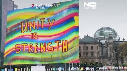 Una instalación artística conmemora el 35 aniversario del Muro de Berlín