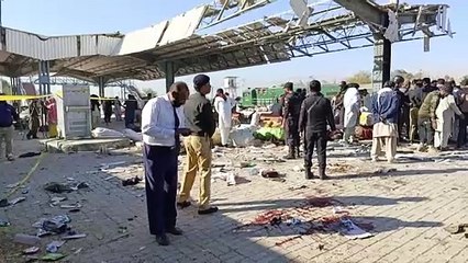 26 قتيلا في هجوم نفذه انفصاليون بلوش في محطة قطارات في باكستان