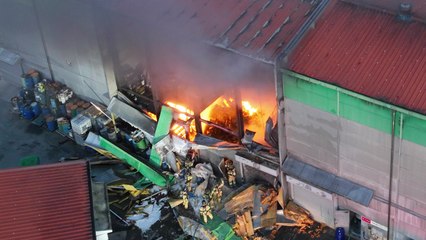 충남 논산 페인트 공장 화재...한때 대응 1단계 발령 / YTN