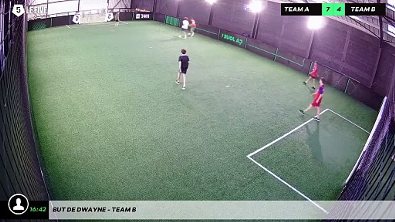 But de Dwayne - Team B