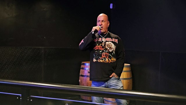 THE RAMONES - ROCK AND ROLL HIGH SCHOOL (PERFORMED LIVE AT THE WESTERNER)