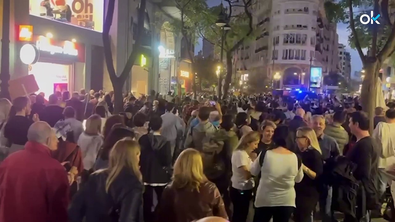 Los valencianos indignados con la respuesta política a la catástrofe: "Esto parece un país tercermundista"
