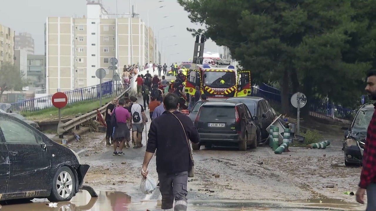 Las víctimas mortales por la DANA ascienden a 214 personas y los desaparecidos descienden a 41
