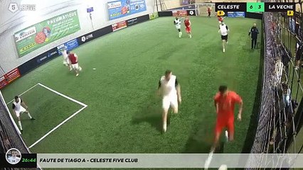 Faute de Tiago A - Celeste Five Club