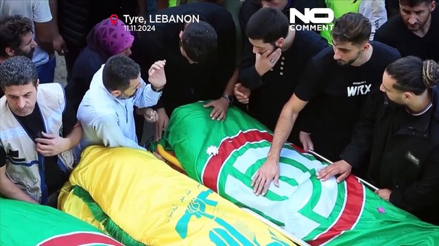 جنازة جماعية في لبنان لتشييع 8 مسعفين ومدنيين بعد غارة جوية إسرائيلية