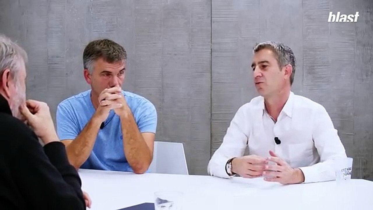 _AU BOULOT !_ _ PORTRAIT D'UNE FRANCE BRISÉE PAR LE TRAVAIL